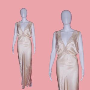 1930s-1940s ROLLINS FINE UNDERTHINGS Slip Dress W/Plunging Neckline S-L. Damaged